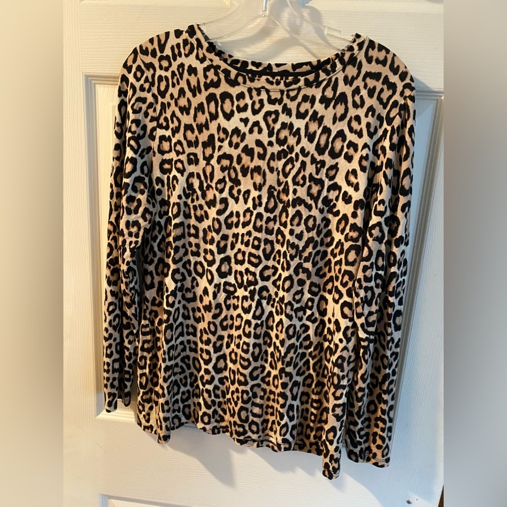 Womens Chico’s Brand Long Sleeve Leopard Print Top Size 1